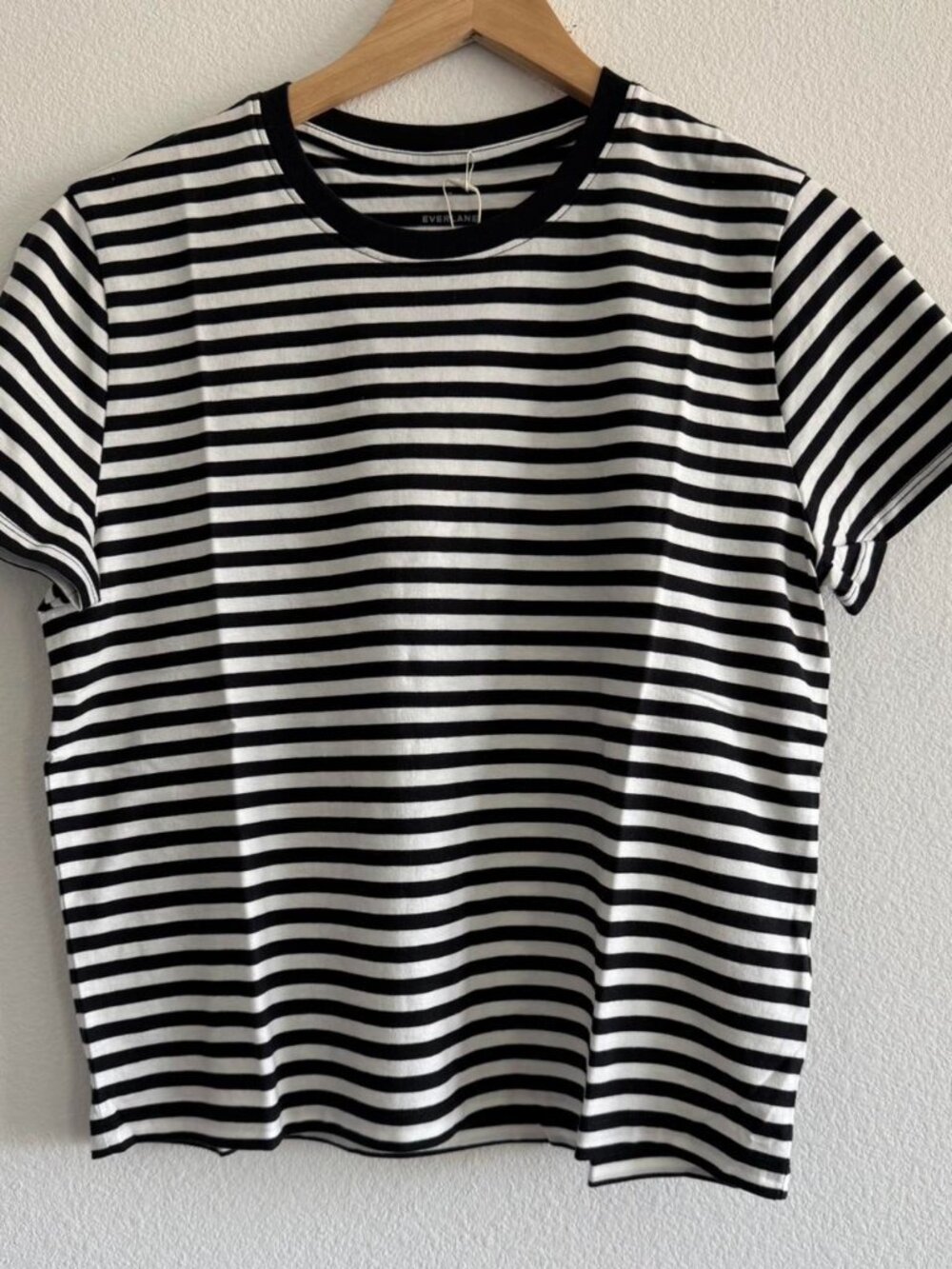 Everlane Women's White and Black T-shirt